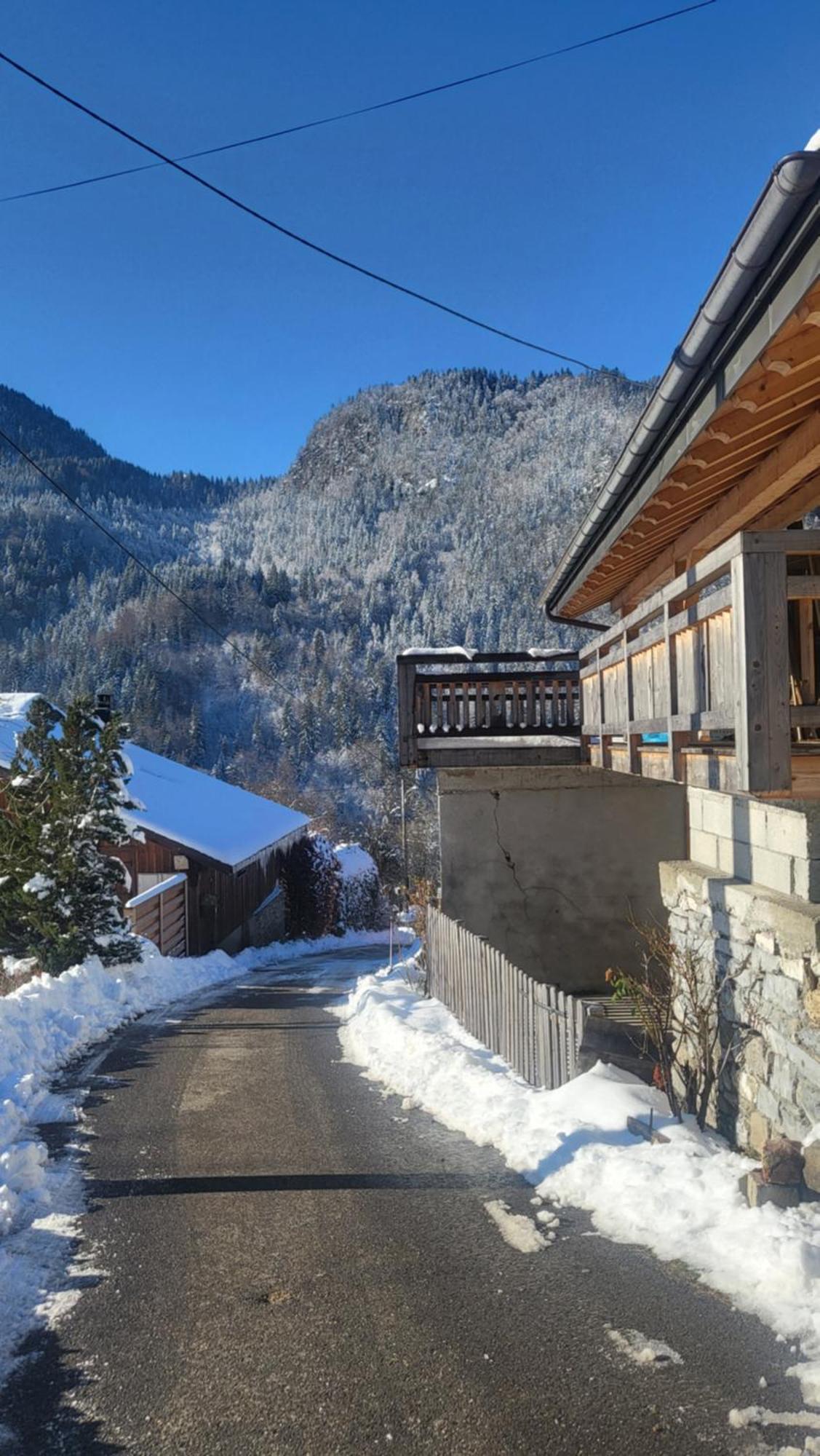 Le Nid Des Cerfs Essert-Romand Exterior foto